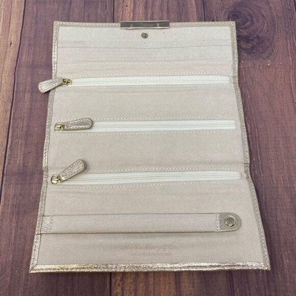 Macy's Handbags - R.H. Macy & Co METALLIC GOLD JEWELRY Leather Necklace Holder CLUTCH 9 inch PL01